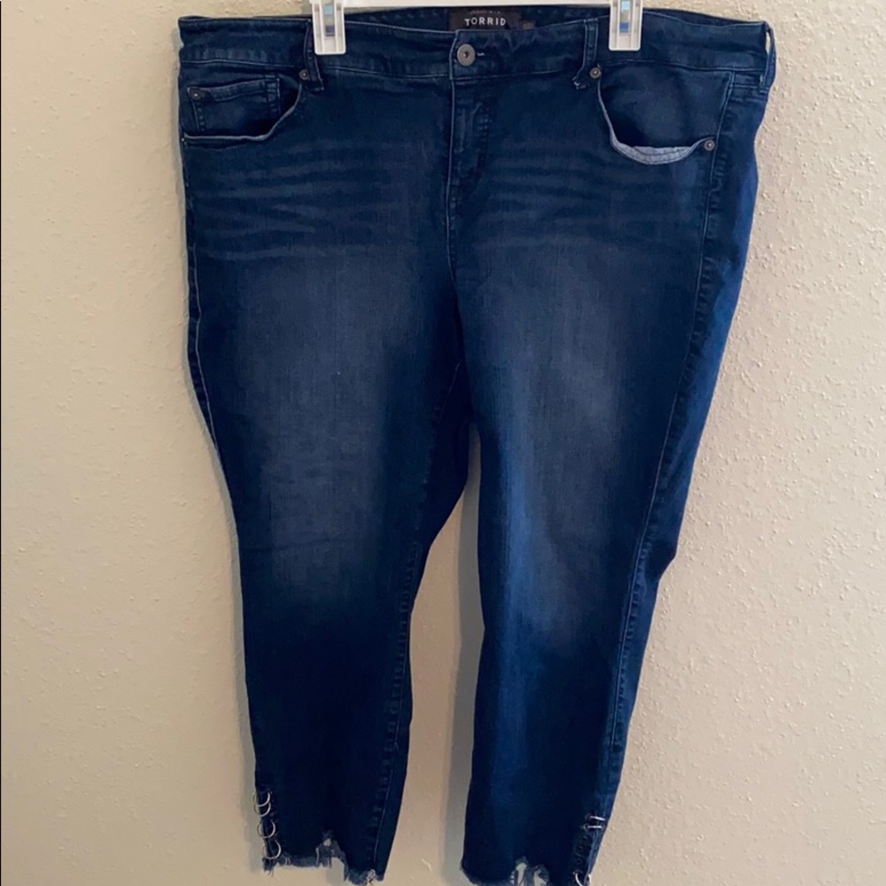 Torrid Premium Ankle Skinny 22